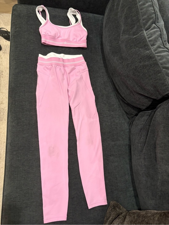 ALO Yoga Other - ALO Yoga womens' Pink Active sports bra and leggings size XS.